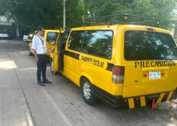 Revisa la DVyT condiciones de unidades de transporte de educandos y llaman a estudiantes a reactivar u obtener tarjeta inteligente de descuento en el transporte