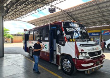 Descartado un posible incremento a las tarifas del transporte urbano: Osuna Moreno