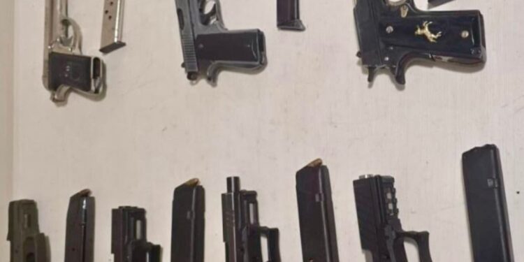 Aseguran 7 armas cortas durante Grupo revisión en el Centro Penitenciario de Aguaruto