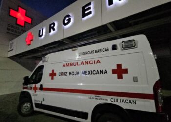 Atacan a balazos a un joven en Urbivillas del Cedros