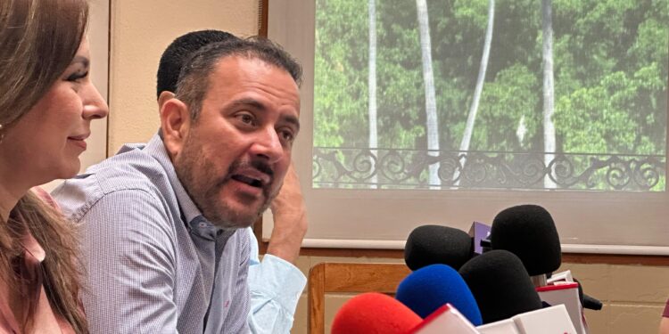 El diputado Jorge González pide no dar cifras alegres sobre apertura de bares, al no existir condiciones de seguridad