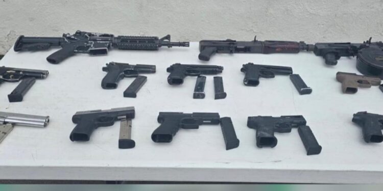 Tras revisión, vuelven asegurar objetos prohibidos en el Centro Penitenciario de Aguaruto