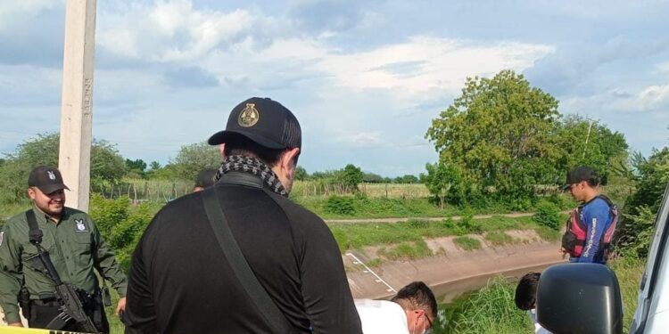 Hallan a vecino de El Salado sin vida flotando en un canal en Quilá