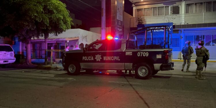 Asesinan a balazos a joven en la colonia 5 de Febrero
