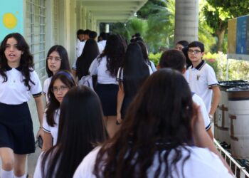 Con más de 170 mil estudiantes en sus aulas, la UAS da inicio al ciclo escolar 2025-2026 refrendando su compromiso con los jóvenes y familias de Sinaloa