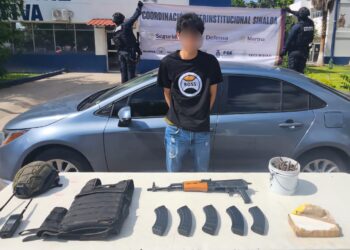 Detienen a un civil con arma larga, municiones y droga en Mayorca Residencial