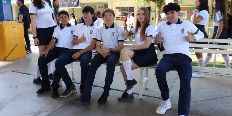 Recibe la UAS a miles de estudiantes en el polígono sur, ofreciendo un entorno seguro y propicio para recibir una formación integral