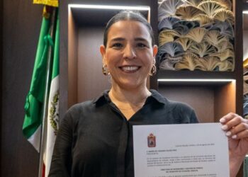 Juan de Dios Gámez nombra a María del Rosario Valdez Páez como directora de Inversiones y Gestión de Fondos del Municipio