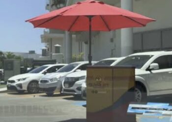 Por compras de regreso a clases aumenta demanda en estacionamientos privados