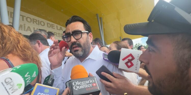 Alcalde pide reportar casos de fugas de aguas negras en la ciudad