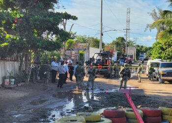 Ejecutan a balazos a joven en su casa de la colonia 8 de Febrero
