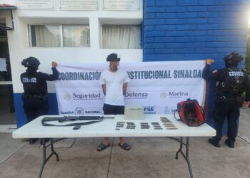 Tras intentar darse a la fuga, el Grupo Interinstitucional detiene a un civil en Culiacán