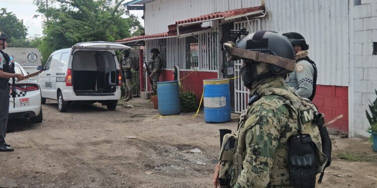 Hallan a vecino de El Diez asesinado en su restaurante a un costado de “La Costerita”