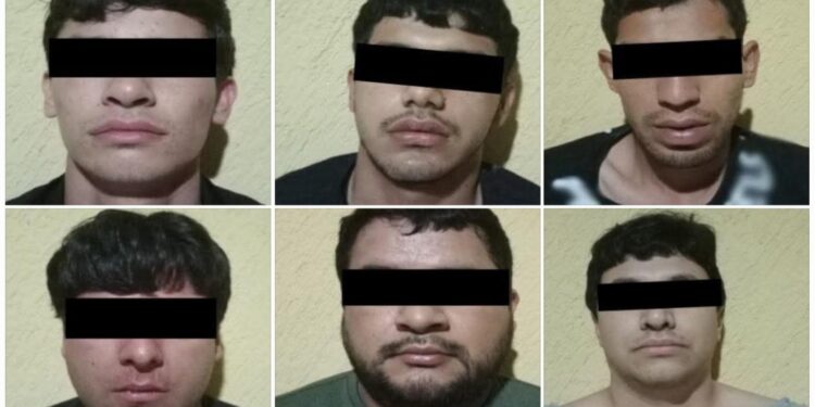 Autoridades federales detienen a 8 presuntos delincuentes en “El Tamarindo”