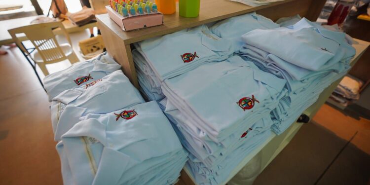 Clausura Secretaría de Economía tres negocios por operar sin autorización en Programa de Uniformes y Útiles escolares