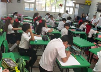 Padres envían a sus hijos a clases con miedo por la violencia en Culiacán