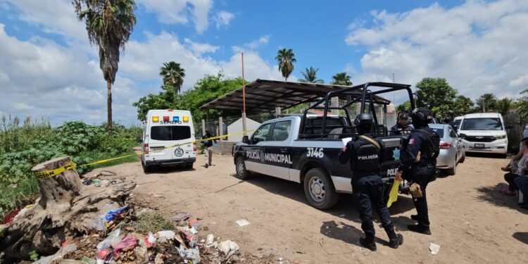 Asesinan a balazos a joven en El Alto del Vergel, Navolato