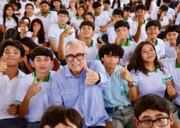 Gobernador Rocha pone en marcha ciclo escolar 2025-2026 del nivel básico con un llamado a educar para la paz
