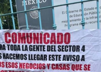 Detectan dos narcomantas en Culiacán; FGR investiga