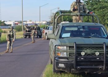 Hallan bolsas con los restos humanos de una persona a un costado del Eje Federalismo