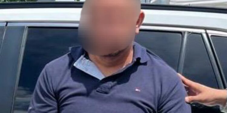 En Culiacán, el Grupo Interinstitucional detiene a un civil armado; le aseguran un arma larga y dosis de droga