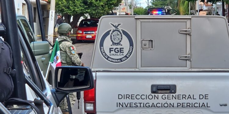 Asesinan a una mujer y un hombre en la colonia Centro de Culiacán