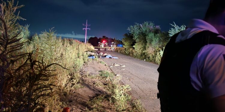 Choque de dos motocicletas de frente dejando dos muertos y dos heridos