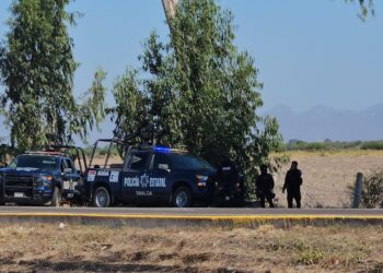 Hallan a un hombre asesinado a un costado de la Maxipista en Tanques, Elota