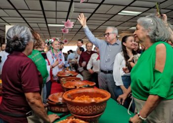 10 mil elementos resguardarán festejos patrios en Sinaloa; se mantiene visita de Miguel Bosé asegura Rocha