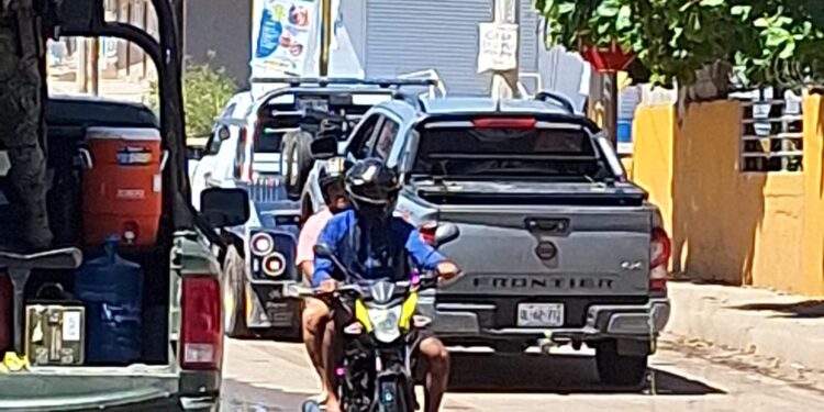 Atacan a balazos a una pareja en la colonia 8 de Febrero