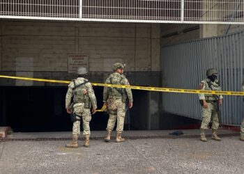 Ejecutan a balazos a dos hombres en la Miguel Alemán