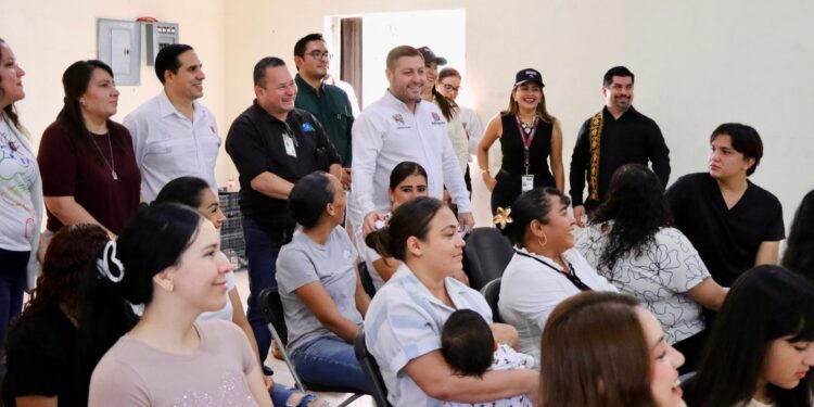 Badiraguatenses reciben servicios médicos gratuitos gracias a la Semana Nacional de Salud Pública