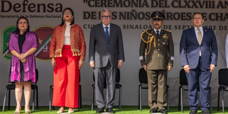 Asiste Gobernador Rocha a ceremonia por aniversario 178 de la Gesta Heroica de Chapultepec