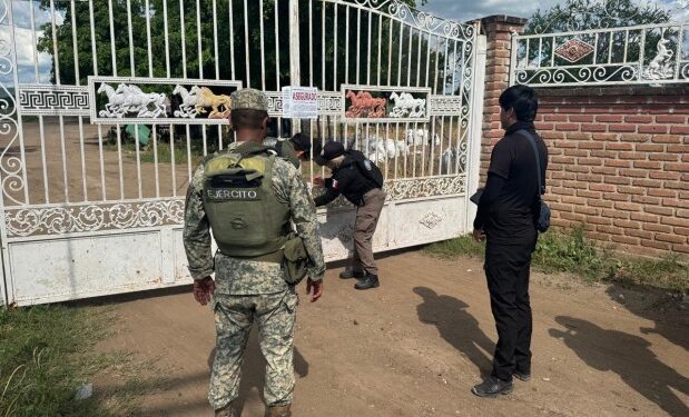 Ejército Mexicano asegura 8 vehículos y drogas sintéticas en Culiacán