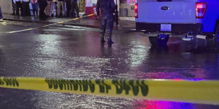 Matan a balazos a otro empleado de un expendio en el fraccionamiento Terranova