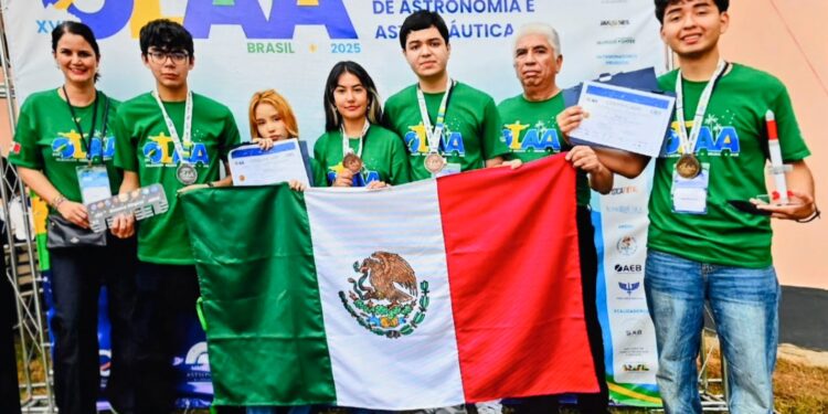 Estudiantes de bachillerato de la UAS destacaron en la 17ª Olimpiada Latinoamericana de Astronomía y Astronáutica, en Río de Janeiro, Brasil