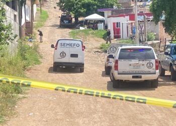 Asesinan a balazos a un joven no identificado en la colonia Francisco Alarcón