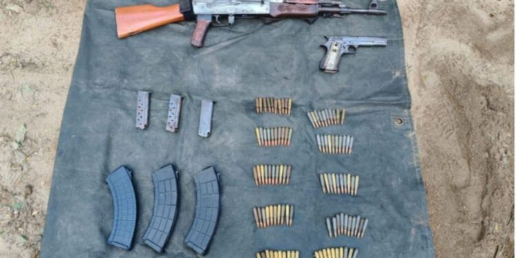 En Imala, el Grupo Interinstitucional asegura 2 armas, cargadores y cartuchos