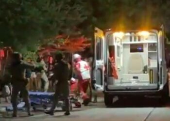 Atacan a balazos a una mujer en Las Amapas