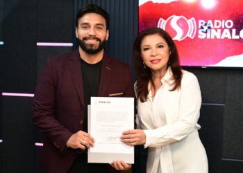 Julio César Cascajares Ramírez recibe nombramiento como nuevo Director de Radio Sinaloa