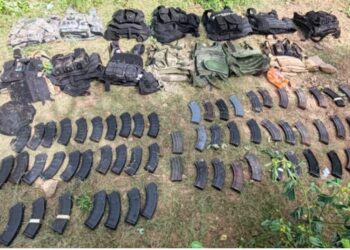 Tres abatidos, armamento, un artefacto explosivo y equipo táctico asegurados por el Grupo Interinstitucional en Caminaguato, Culiacán