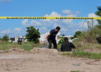 Localizan el cuerpo sin vida de un hombre esposado y en avanzado estado de descomposición en Valle Alto