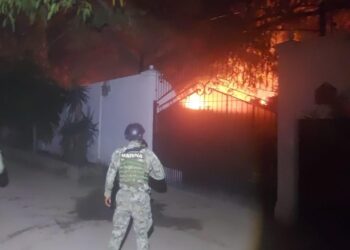 Sujetos armados queman una Hacienda en la colonia Bachigualato