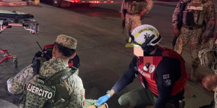 Cinco militares y un policía estatal resultan heridos en choque la madrugada de hoy en la México 68