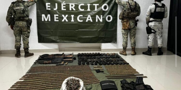 Grupo Interinstitucional asegura armamento y equipo táctico en San Ignacio