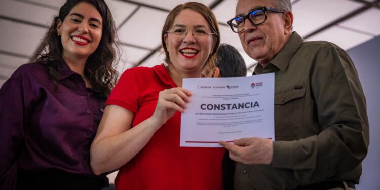 Entrega gobernador Rocha equipamiento para oficios del programa Saber Hacer