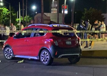 Asesinan a un hombre que circulaba en un taxi de aplicación y que se presume acababa de salir de prisión