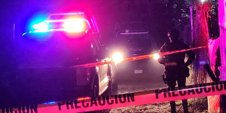 Padre e hijo fueron atacados a balazos anoche en Aguaruto