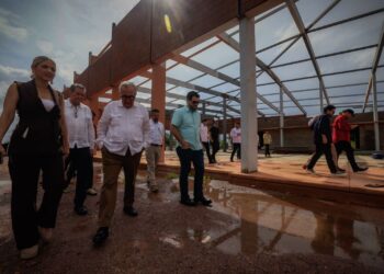 Gobernador Rocha retomará la construcción del Polideportivo “Marco Verde” inconcluso en Mazatlán
