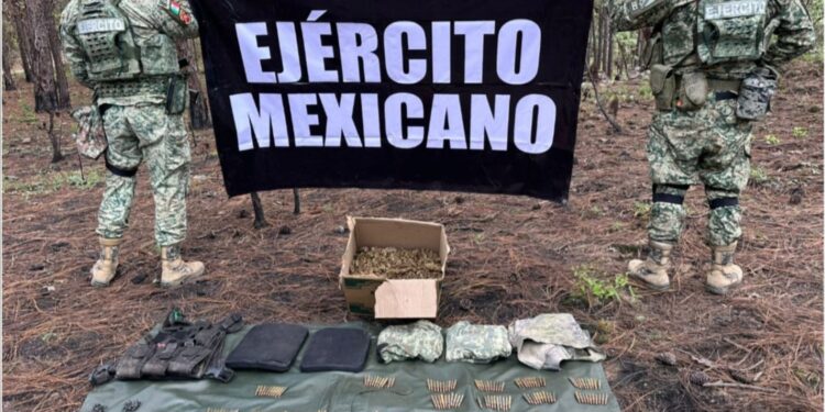 En Concordia aseguran cargadores, municiones y presunta marihuana